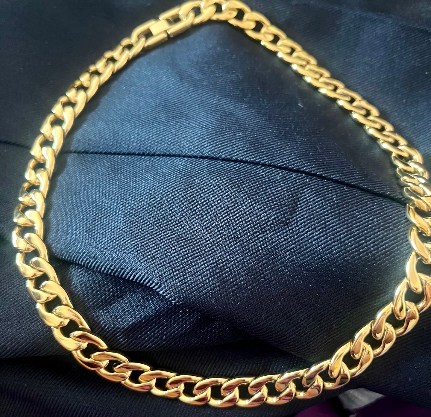 Customer photo review of Collar Palermo