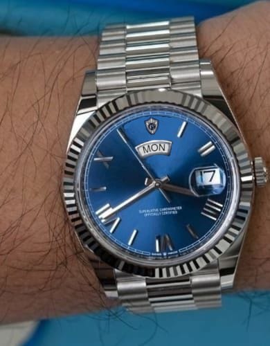 Customer photo review of Apex Watch