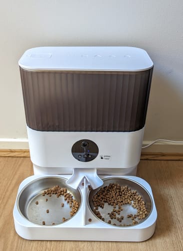 Customer photo review of PaWz 7L Smart Pet Feeder with Camera