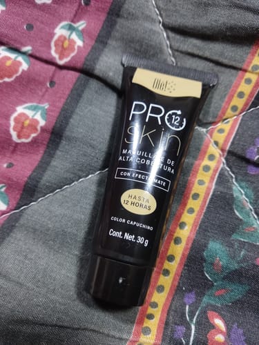 Customer photo review of Maquillaje Líquido Alta Cobertura Olé!, 30 gr