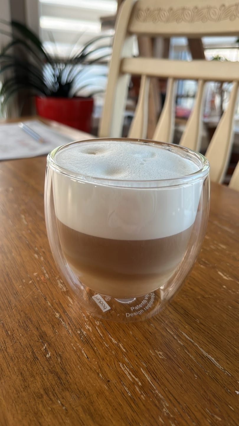 Customer photo review of DeLonghi - Magnifica EVO (ECAM29084SB)