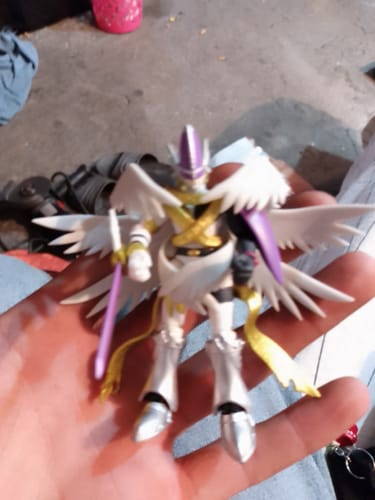 Customer photo review of Bandai Shodo: Digimon - MagnaAngemon Figura de Accion