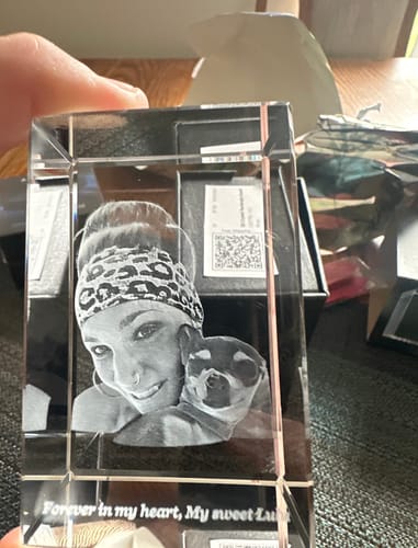 Customer photo review of 3D Crystal - Your Favourite Photo