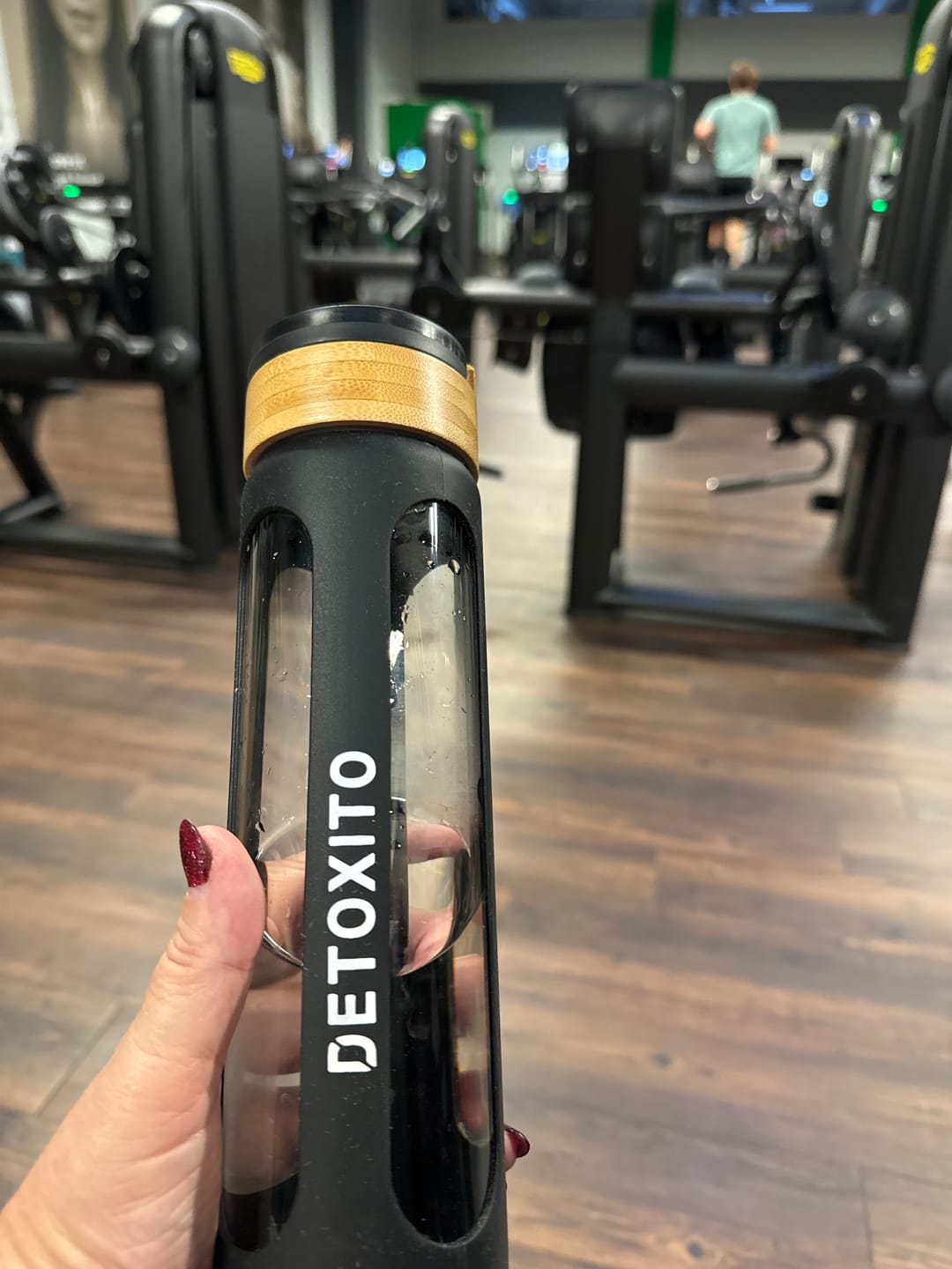 Customer photo review of Skleněná láhev Detoxito (Černá)
