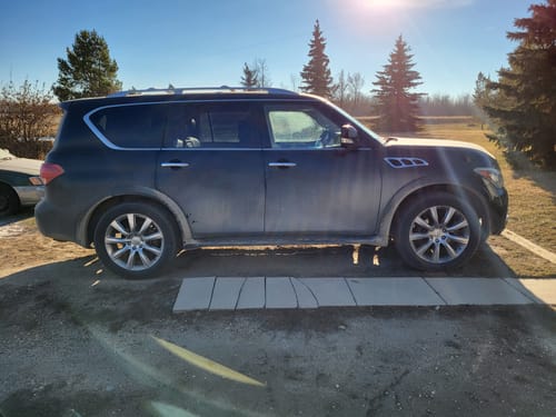 Customer photo review of 2011-2013 Infiniti QX56 with Hydraulic Body Motion Control 4 Wheel Conversion Kit (QX14F)