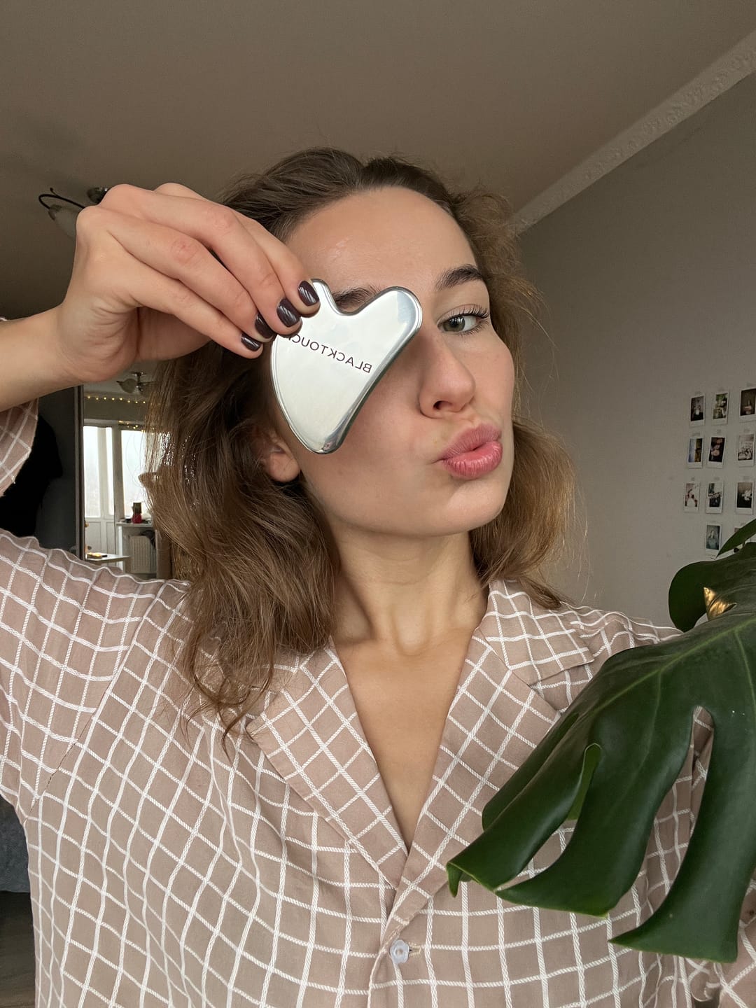 Customer photo review of Сталевий шкребок для гуа-ша масажу обличчя