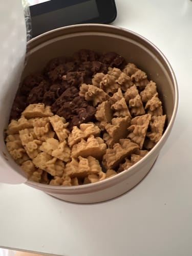 Customer photo review of Signature Mix Butter Cookies