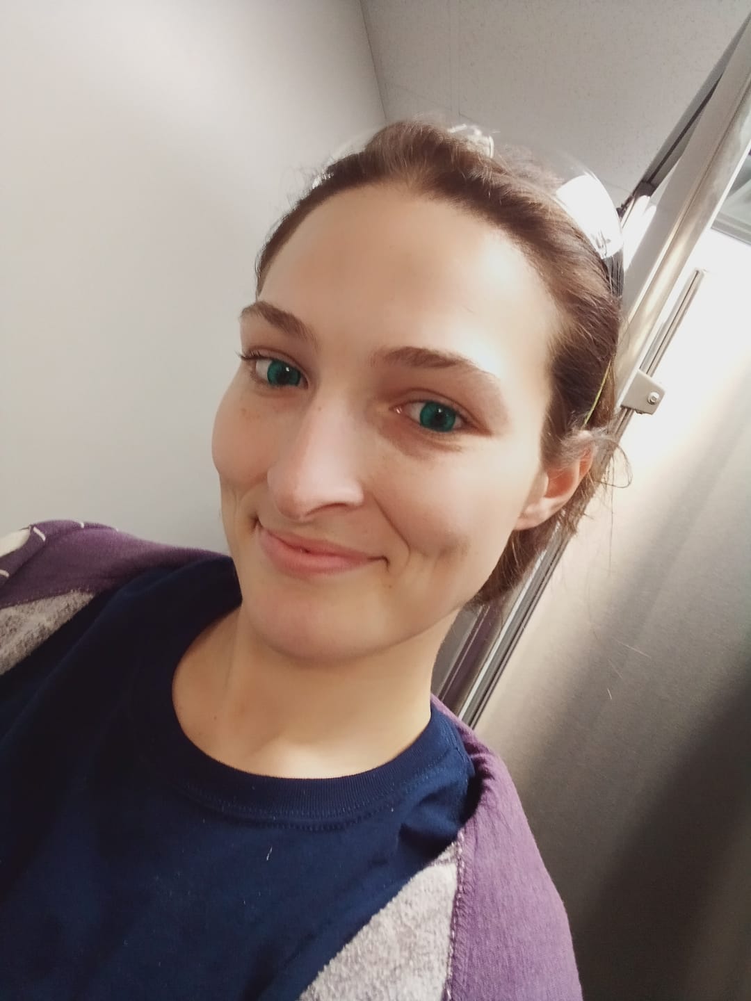 Customer photo review of Cosplay ICE Green Prescription Colored Contact Lenses