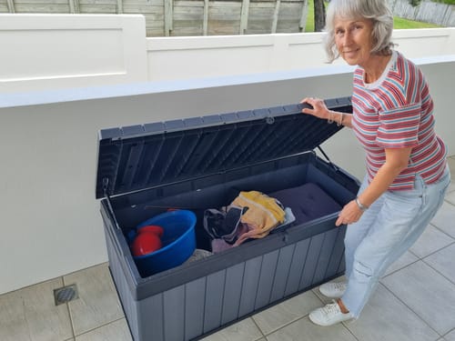 Customer photo review of Darwin 380L Cushion Box