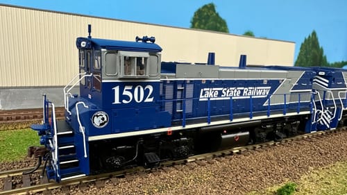 Customer photo review of Athearn ATHG74622 HO MP15AC w/DCC & Sound, LSRC #1502