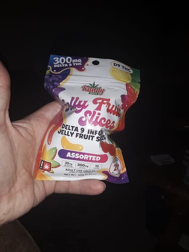 Customer photo review of Delta 9 THC Jelly Fruit Slices | 10-Count | 300mg | Assorted