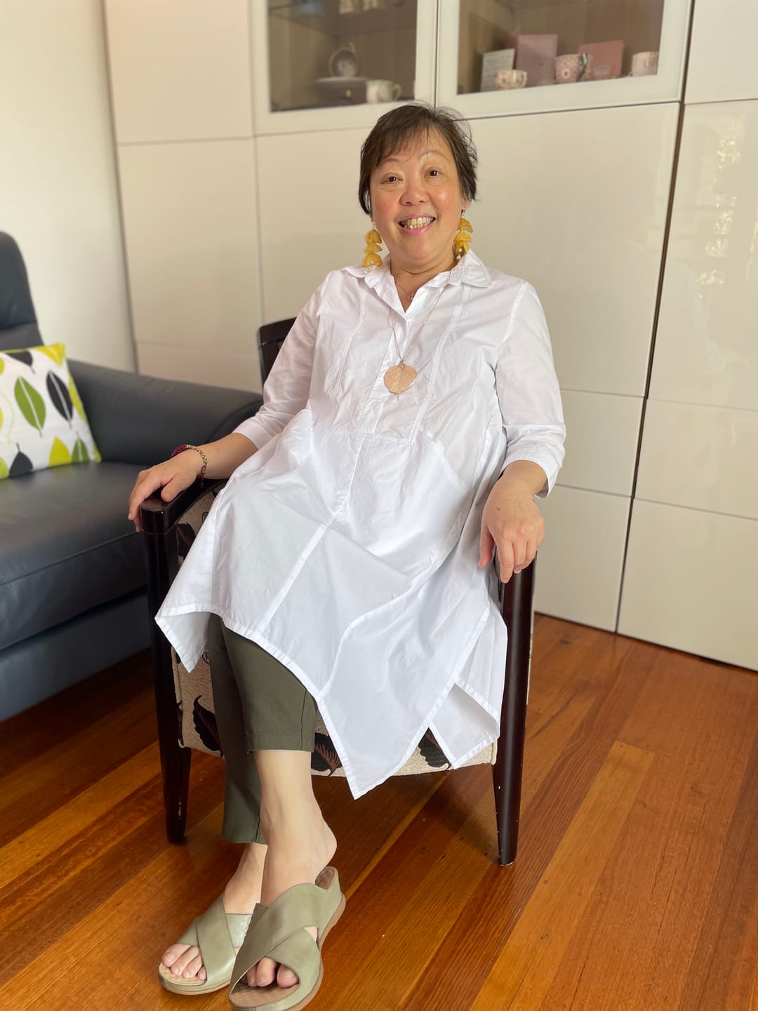 Customer photo review of STRAIGHT CROP PANT - HIGH ANKLE
