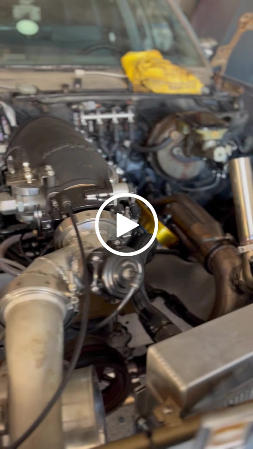 Customer video review of Motion Raceworks GOLD Billet LS Valve Covers 10-120GLD