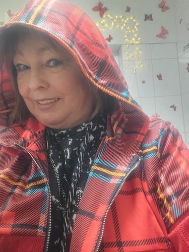 Customer photo review of Karierter Kapuzenmantel mit Reißverschluss