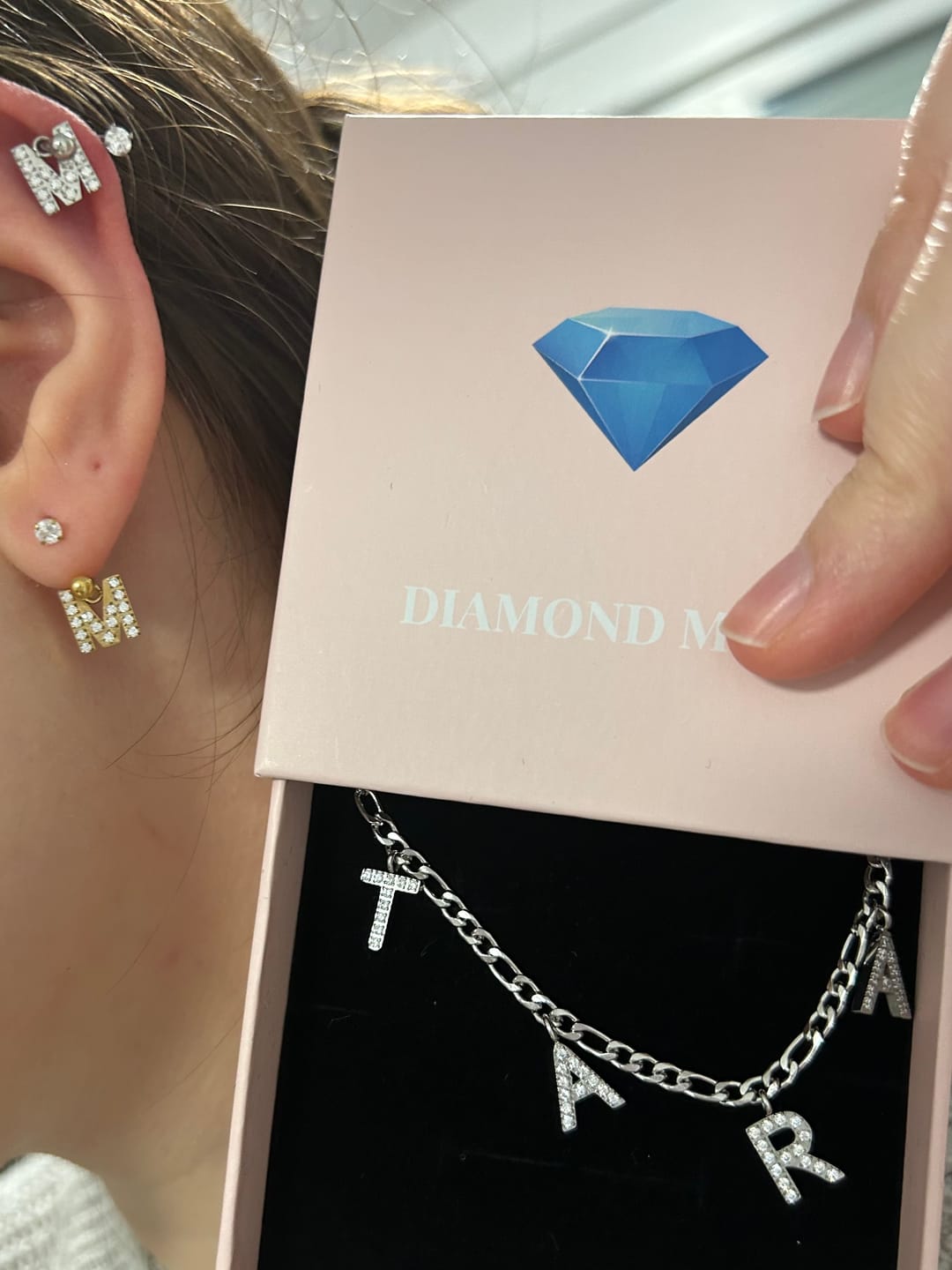 Customer photo review of Namenskette | 18K vergoldet