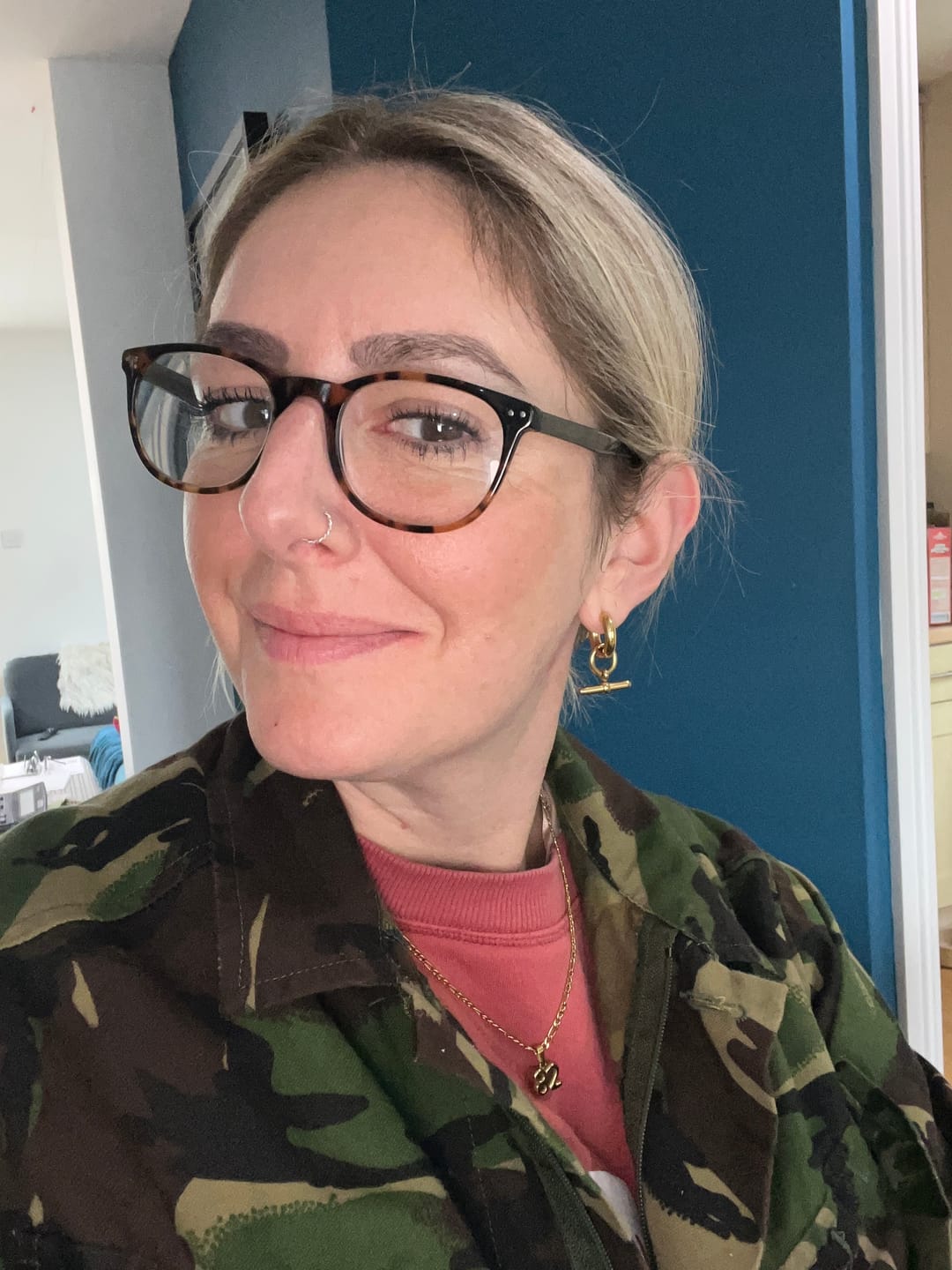 Customer photo review of T-Bar hoops