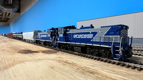 Customer photo review of Athearn ATHG74621 HO MP15AC w/DCC & Sound, LSRC #1501