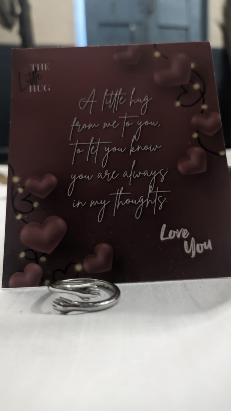 Customer photo review of Silver Love Hugging Hand Ring