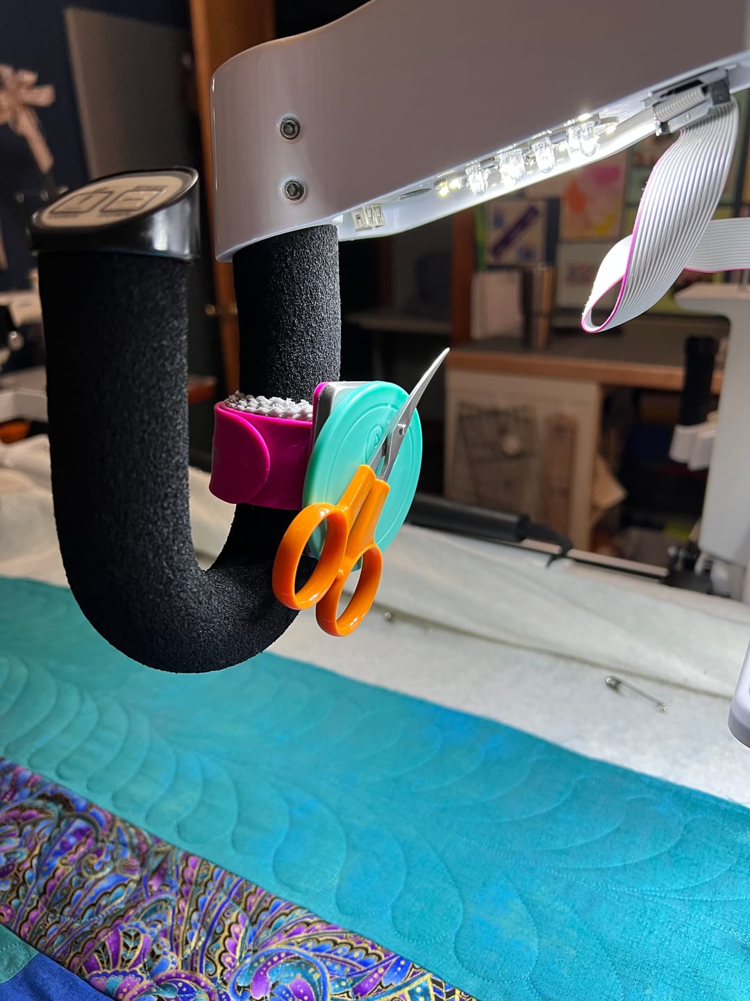 Customer photo review of SewTites Magnetic Straight Pin & Snips Holder