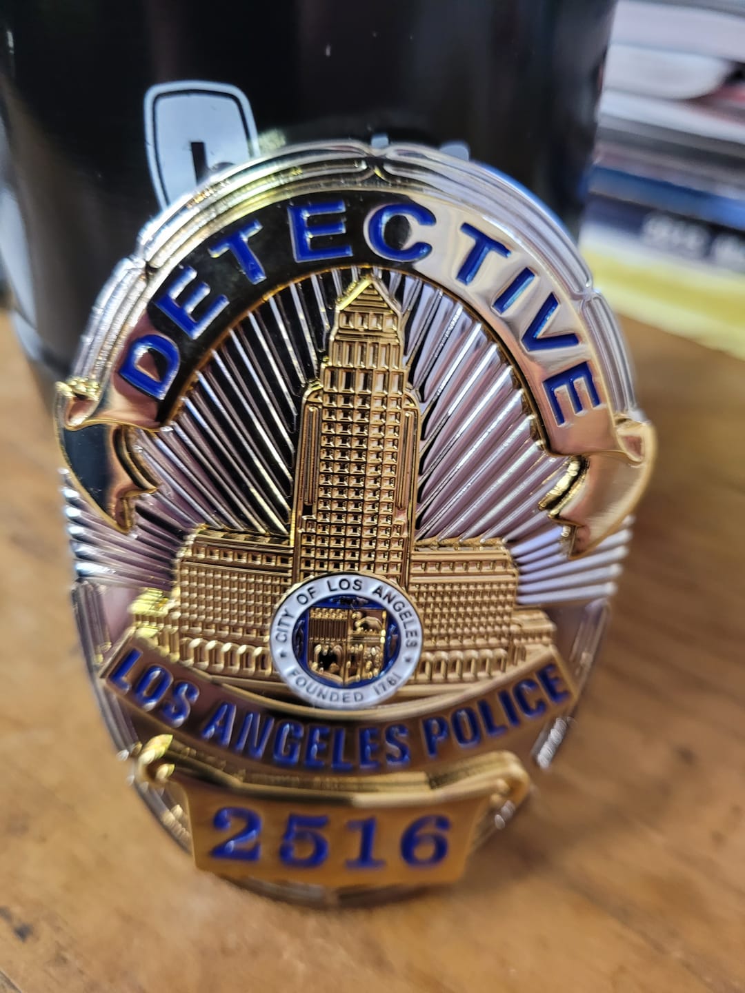 Customer photo review of LAPD Los Angeles Police Detective Badge Solid Copper Replica Movie Props With Number 2516
