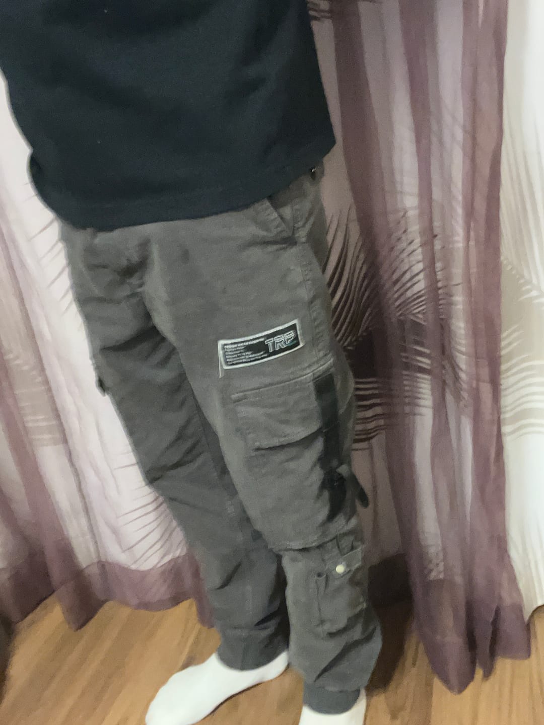Customer photo review of ミリタリー　裾絞りパラシュート型パンツ