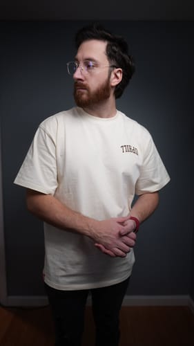 Customer photo review of Oversize OE Paisley Tee Cream