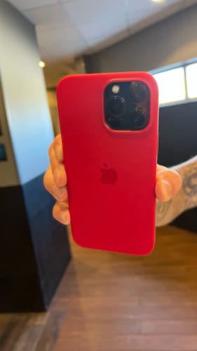 Customer photo review of iPhone 13 Silicone Case with MagSafe