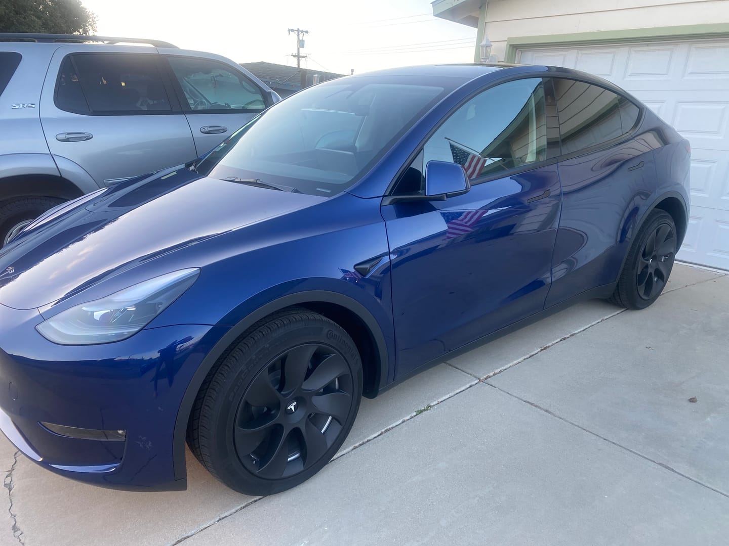Customer photo review of TESPLUS 19'' Induction Style Wheel Cover for Model Y