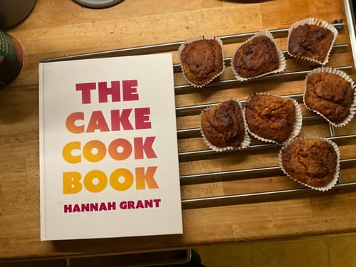 Customer photo review of The Cake Cookbook (Dansk)