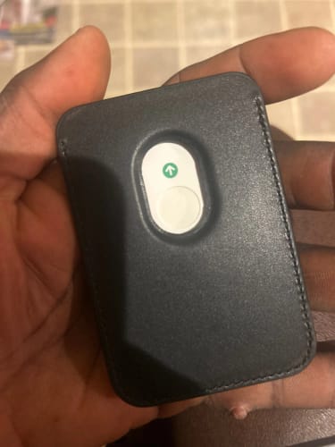 Customer photo review of Magsafe Magnetic Leather Wallet
