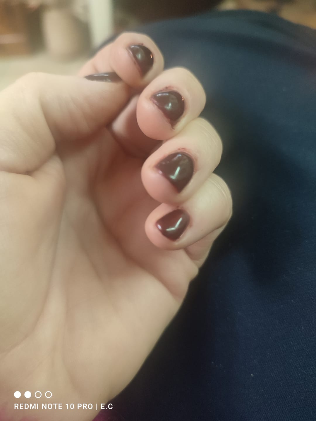Customer photo review of Smalto Semipermanente LCI -  Rouge Noir - Bordeaux
