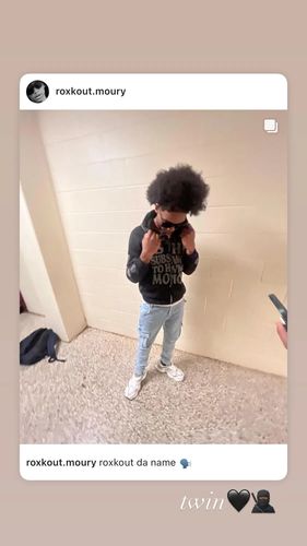 Customer photo review of Vencae™ Zipup - Substance