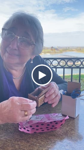Customer video review of MECHANICAL HONNEBOX