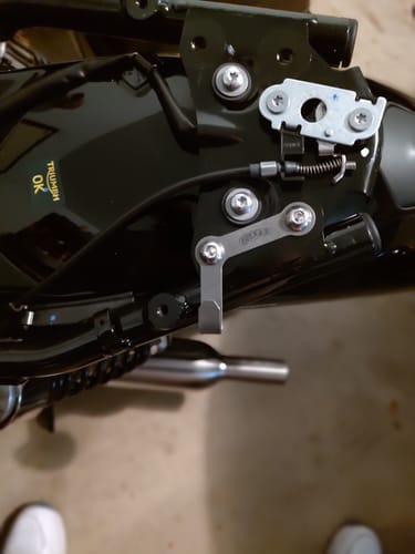 Customer photo review of Brogue Triumph Modern Classic Helmet Hook (lock) - 2016+ Triumph Speed Twin, Thruxton R/RS, Bonneville T100 & T120, Street Twin / Cup