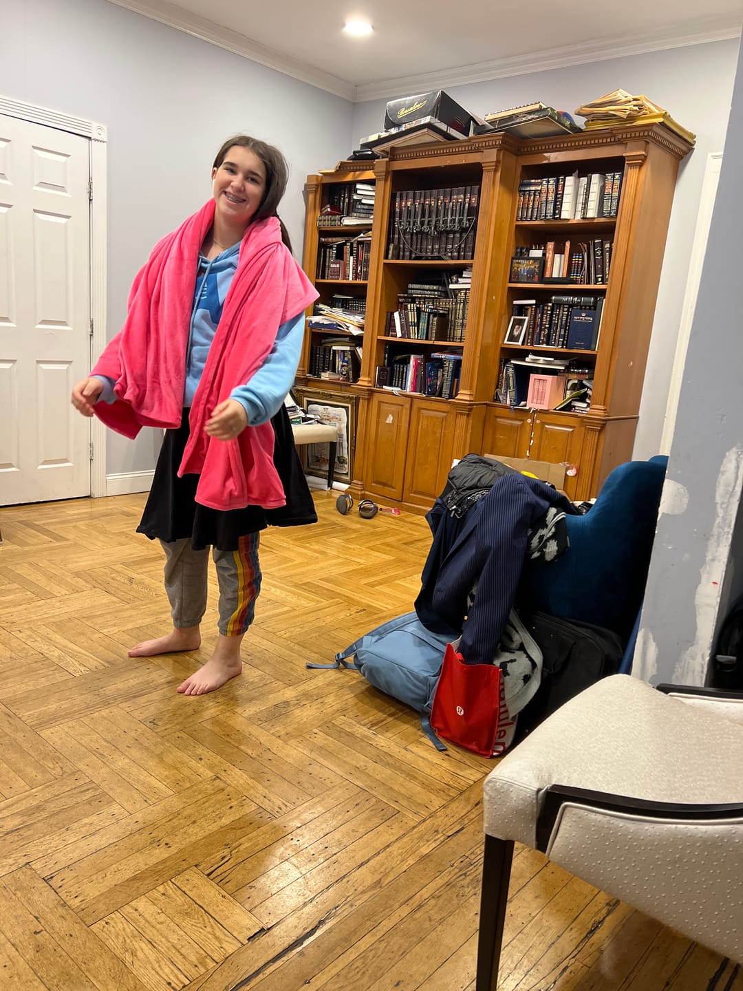 Customer photo review of BiggerBee Throw Blanket ~ Neon Hot Pink
