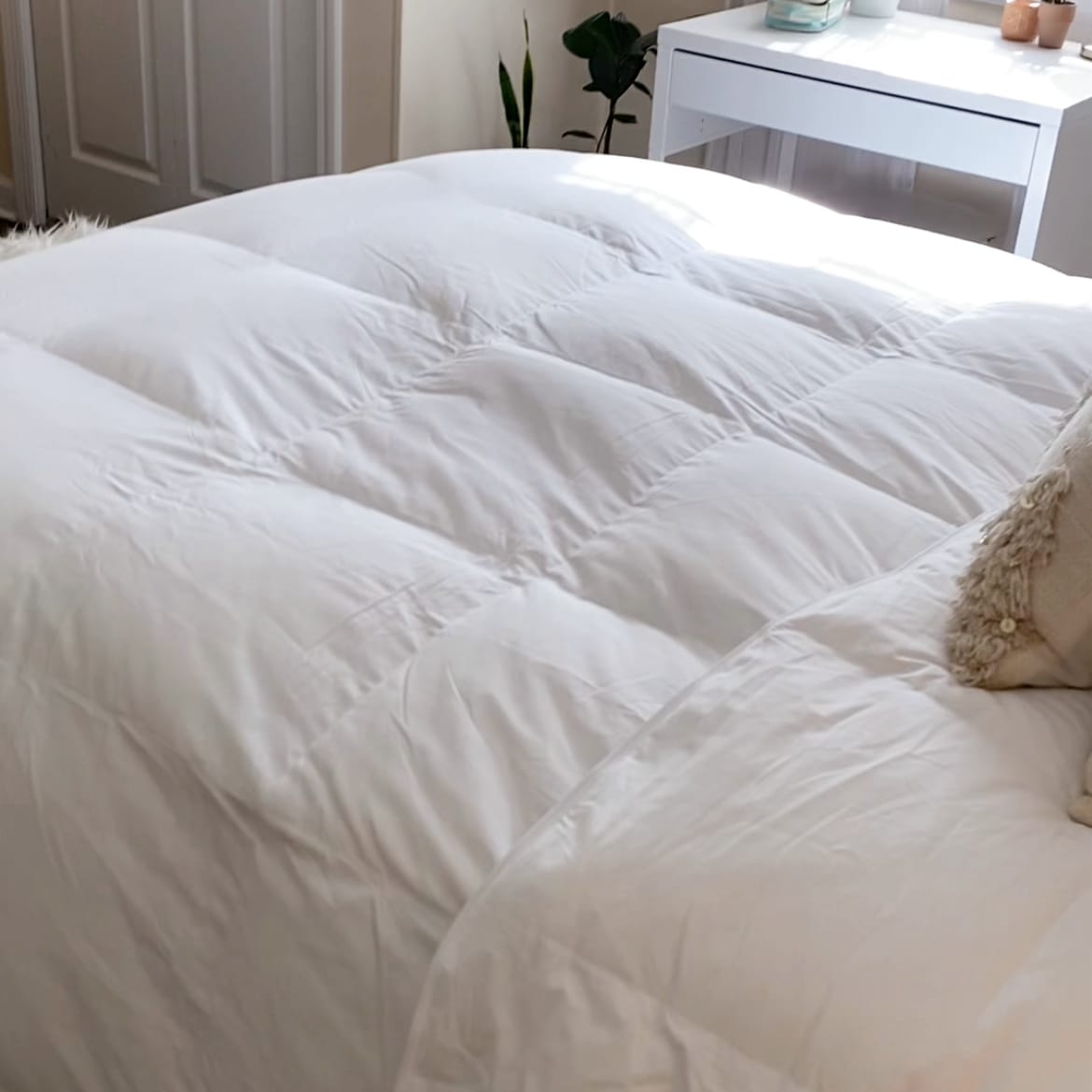 Customer photo review of Deluxe Goose Down Comforter