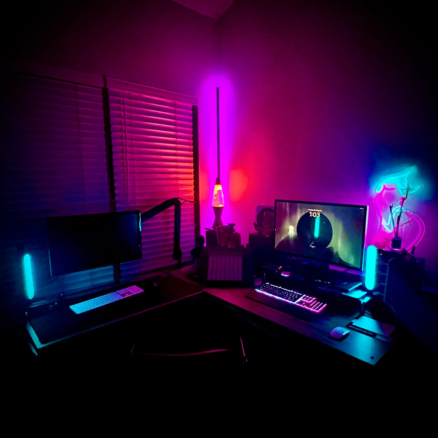 Customer photo review of LED Color Changing Light — LitLamp™