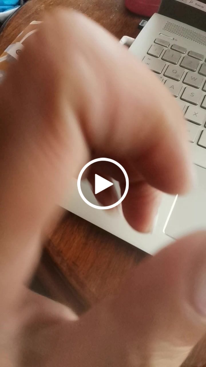 Customer video review of Violeta Marmoleado | Stickers de Esmalte