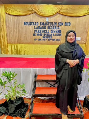 Customer photo review of Abaya Aesyah