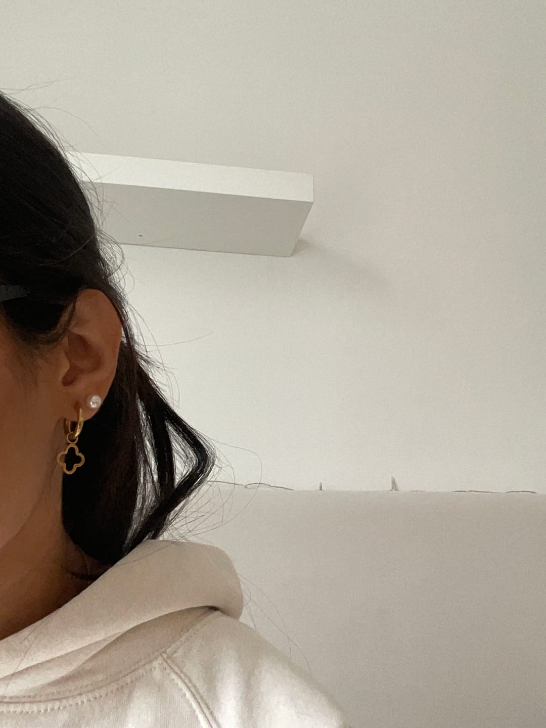Customer photo review of Simple Clover Ohrringe | 18K vergoldet