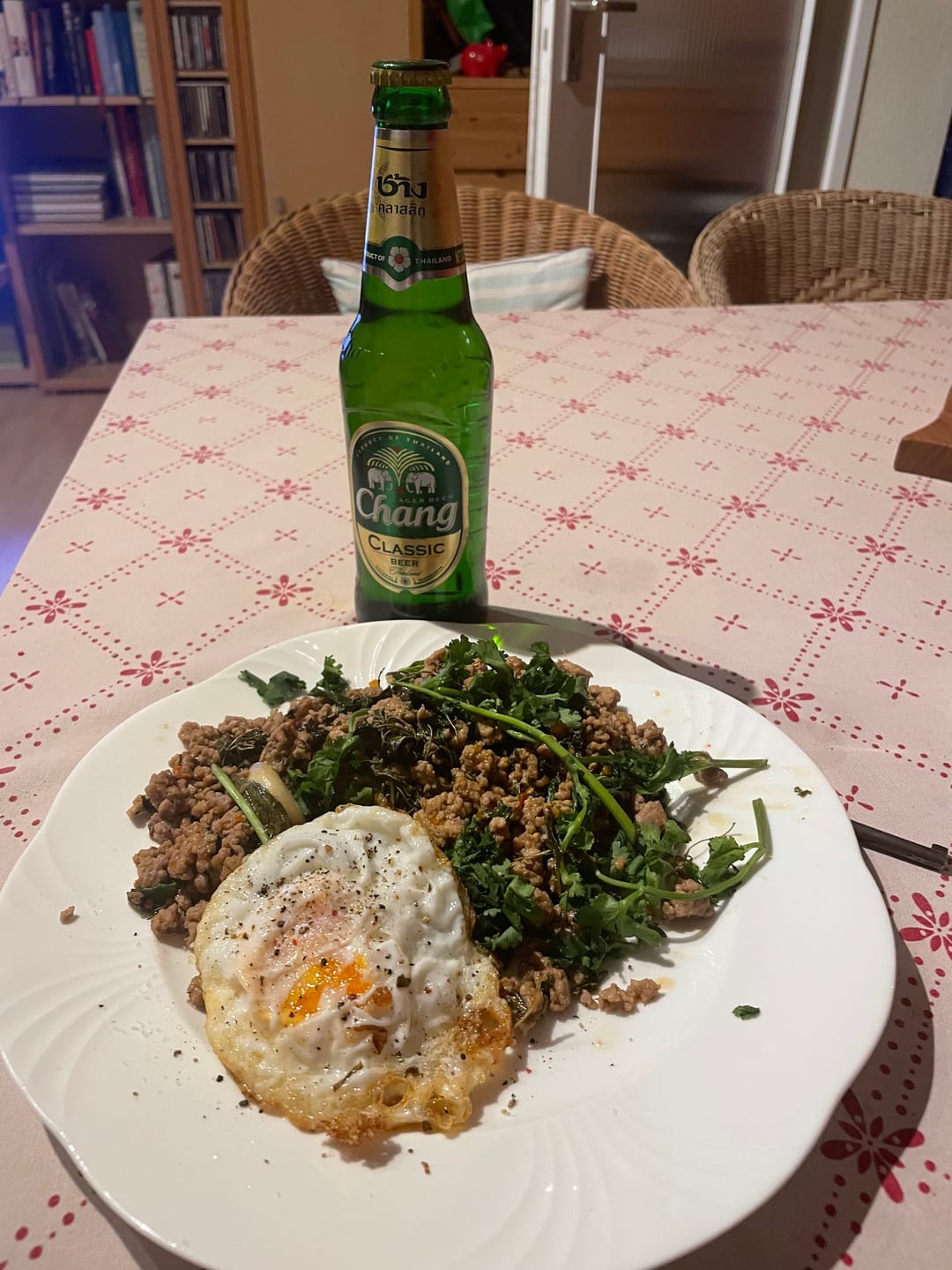 Customer photo review of Pad Krapao Kochbox in Bambuskorb mit Reis und Thai Holy Basil (10 Portionen)