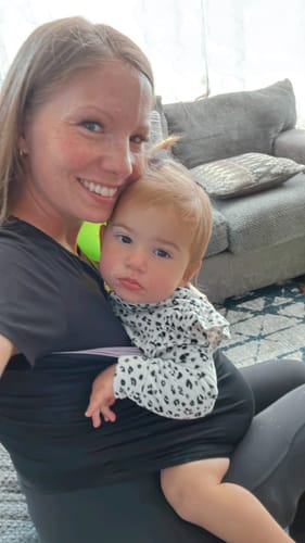 Customer photo review of Mama's Bonding Comforter