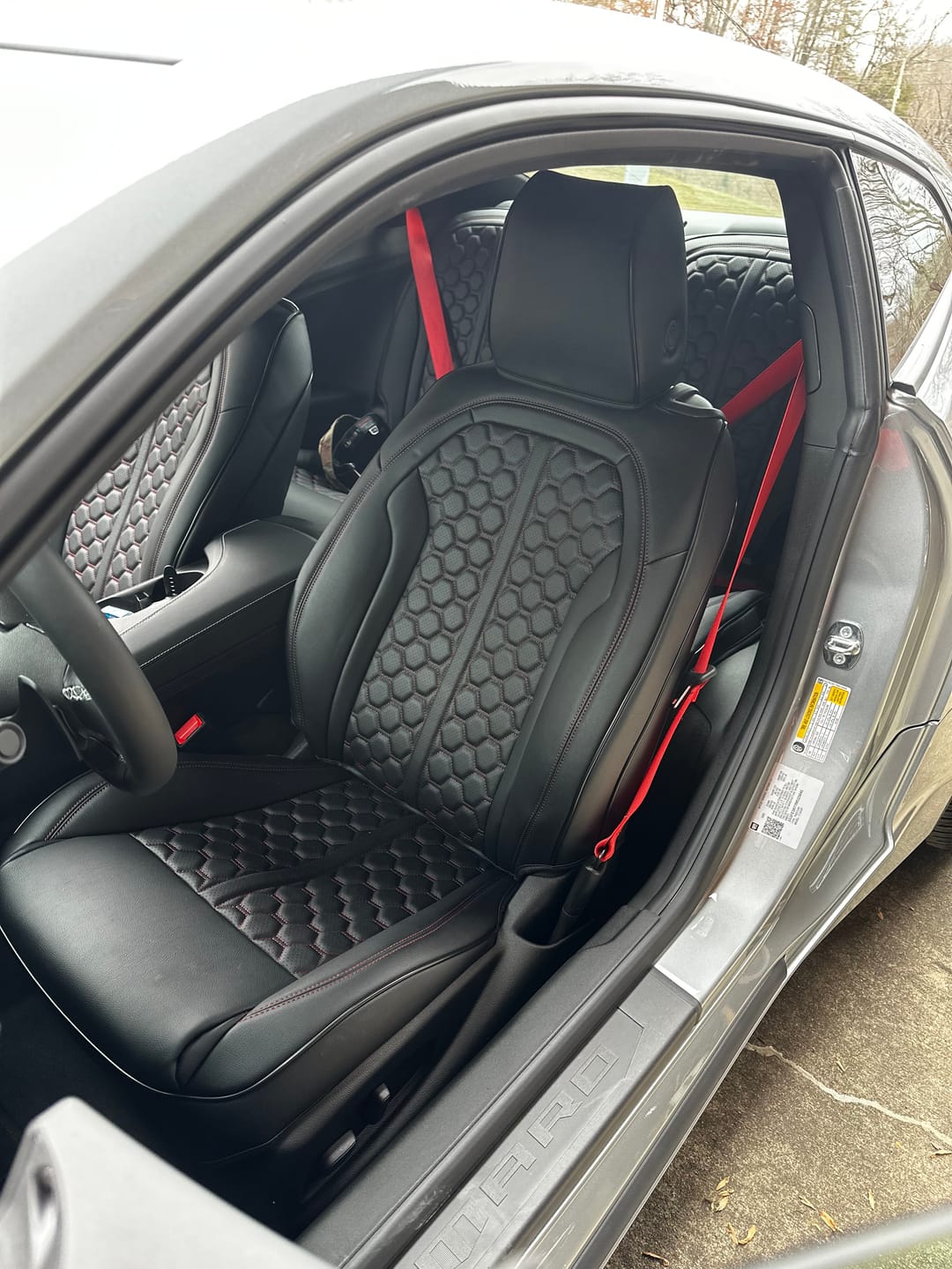 Customer photo review of 6th Gen Camaro Coupe Custom Leather Seat Covers