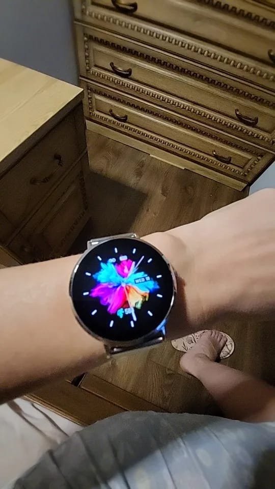 Customer photo review of Eleganza Smartwatch