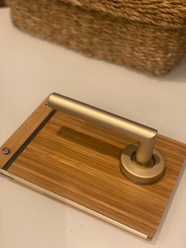 Customer photo review of Manilla de acero inoxidable dorada mate con roseta redonda mod 809 para puertas