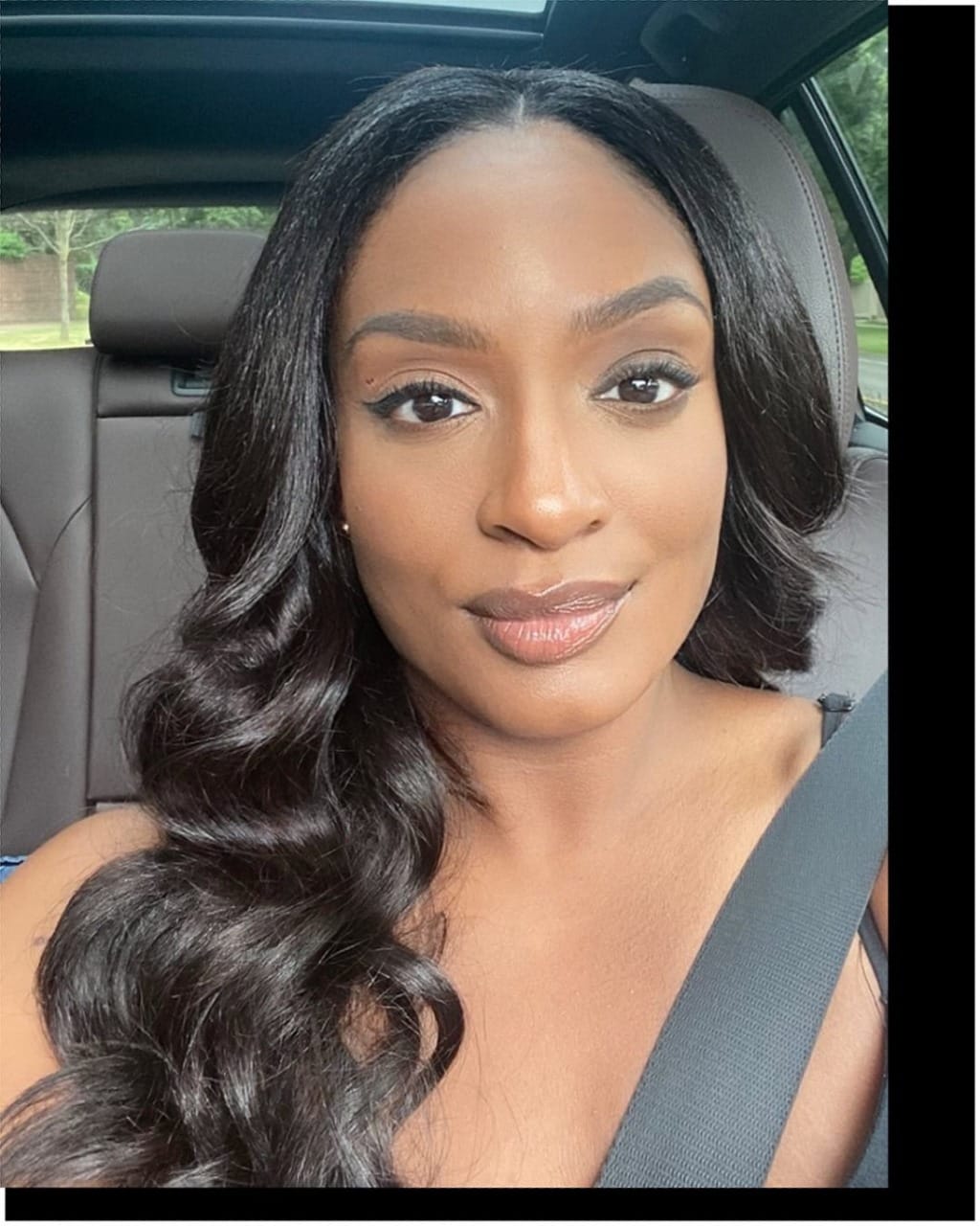 Customer photo review of Dawn - Cambodian Body Wavy - InvisiRoot™ Clip-ins (AKA TrueRoot™ Clip-ins)