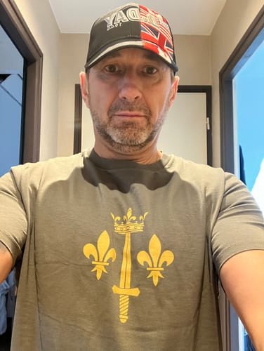 Customer photo review of T-shirt - Jeanne d'Arc