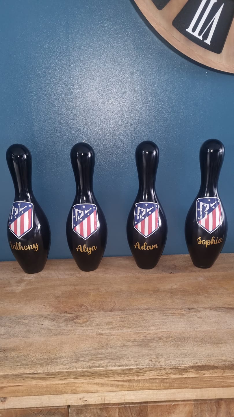 Customer photo review of Sticker logo Atletico Madrid en haute qualité