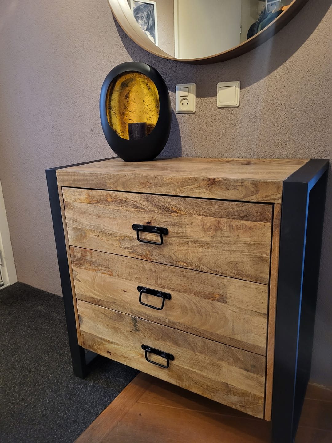 Customer photo review of Ladekast Mangohout Britt  | Mangohout en Staal | 80x40x80cm