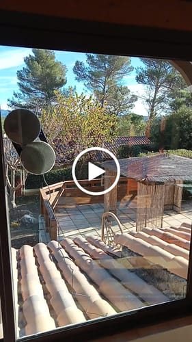 Customer video review of Robot lave vitre V3CLEAN